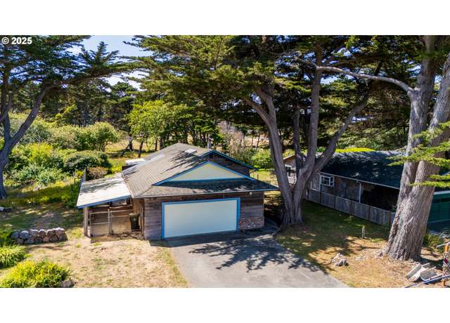 Property at 1260 Jackson Ave, Bandon, OR 97411, 3 beds, 2 baths