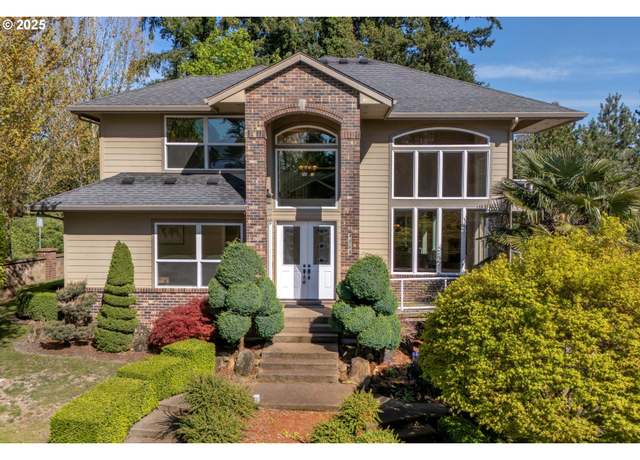Property at 4305 SE 159th Ct, Vancouver, WA 98683, 5 beds, 3.5 baths