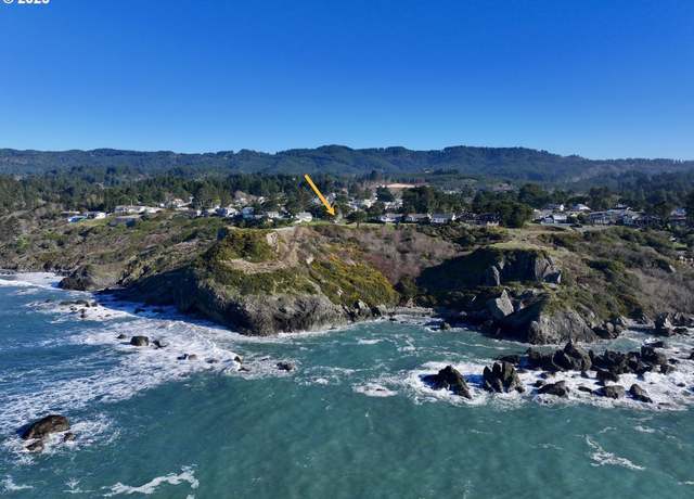 Property at 96370 North Dr #8, Brookings, OR 97415