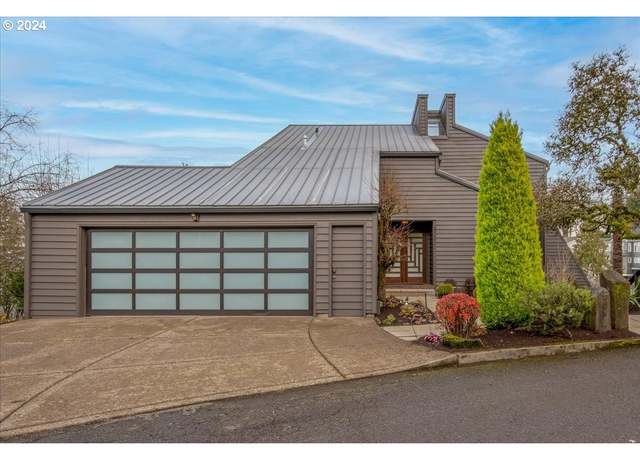Property at 3131 NW Luray Ter, Portland, OR 97210, 5 beds, 2.5 baths