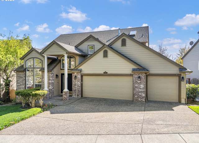 Property at 16100 SW Goshawk St, Beaverton, OR 97007, 4 beds, 2.5 baths