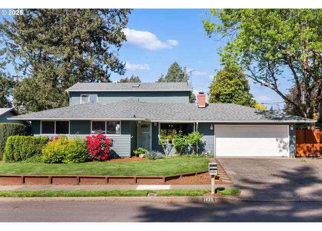 Property at 1829 SE 150th Ave, Portland, OR 97233, 3 beds, 2 baths