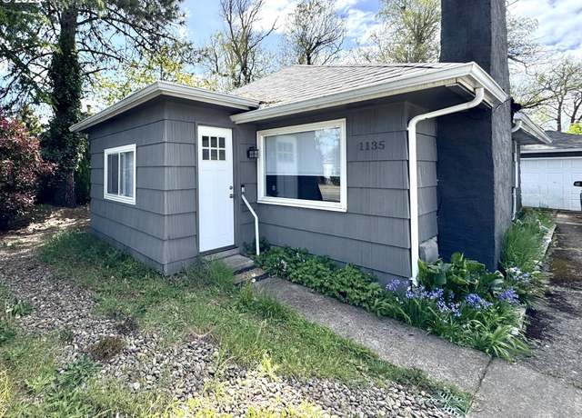 Property at 1135 Monmouth St, Independence, OR 97351, 2 beds, 1 bath