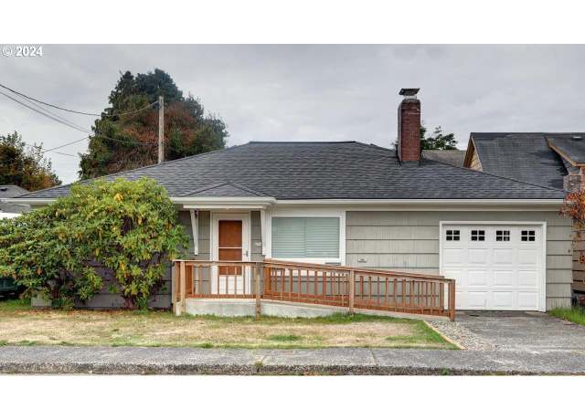 Property at 436 S Franklin St, Seaside, OR 97138, 2 beds, 1 bath
