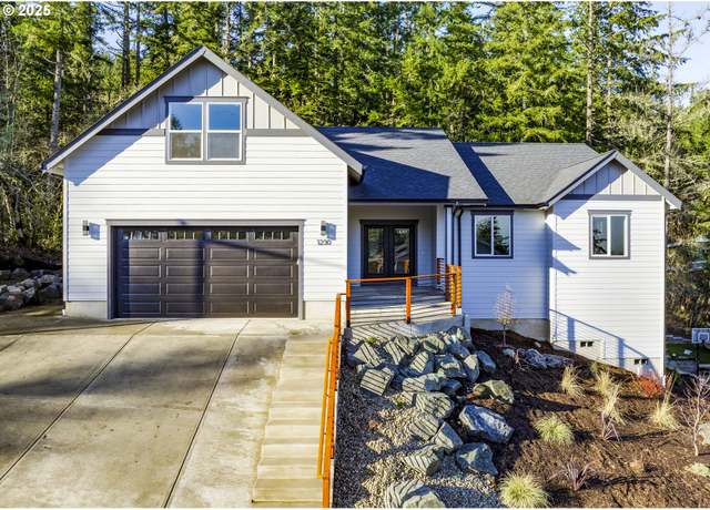 Property at 1230 Holly Ave, Cottage Grove, OR 97424, 3 beds, 2.5 baths