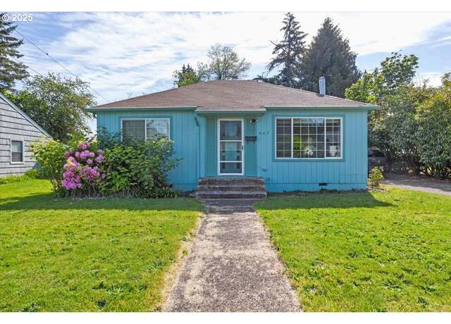 Property at 647 7th Ave, Sweet Home, OR 97386, 3 beds, 1.5 baths