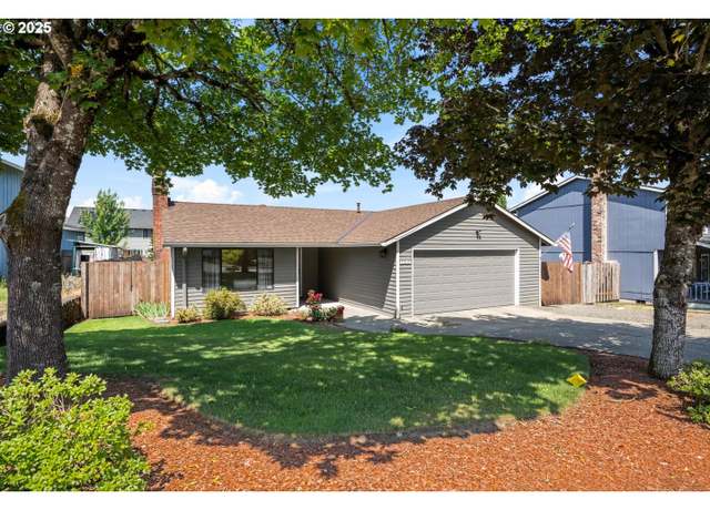 Property at 11401 SW 66th Ave, Portland, OR 97223, 3 beds, 2 baths