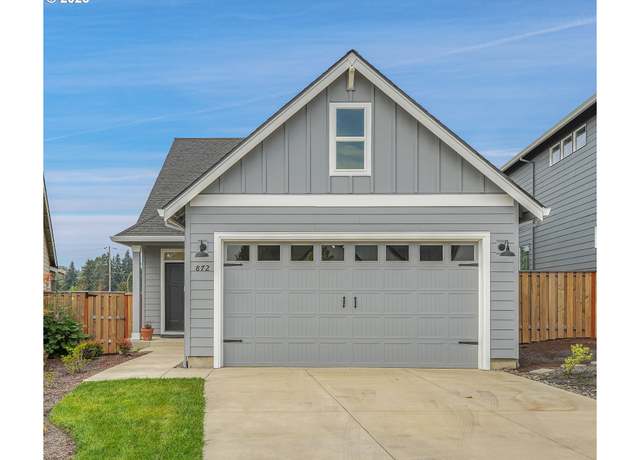 Property at 872 Laurel Pl, Silverton, OR 97381, 3 beds, 2.5 baths