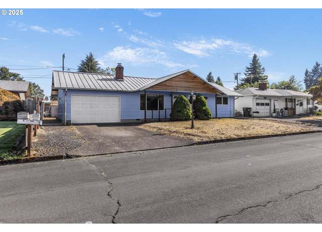 Property at 1515 W Quinalt St, Springfield, OR 97477, 3 beds, 2 baths