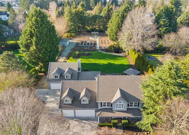 Property at 17300 NE 40th St, Vancouver, WA 98682, 4 beds, 3.5 baths
