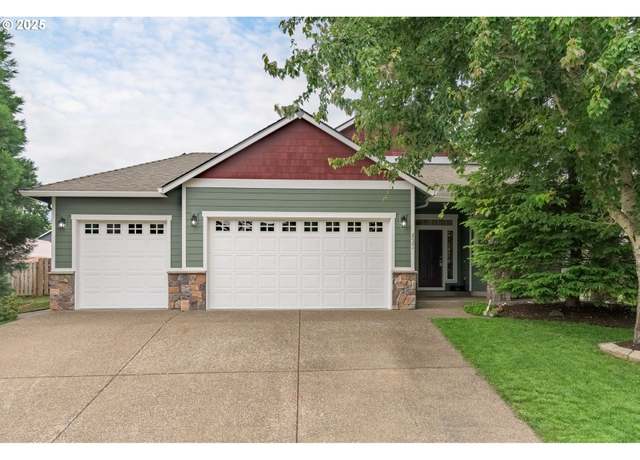 Property at 437 N 8th Pl, Carlton, OR 97111, 3 beds, 2 baths