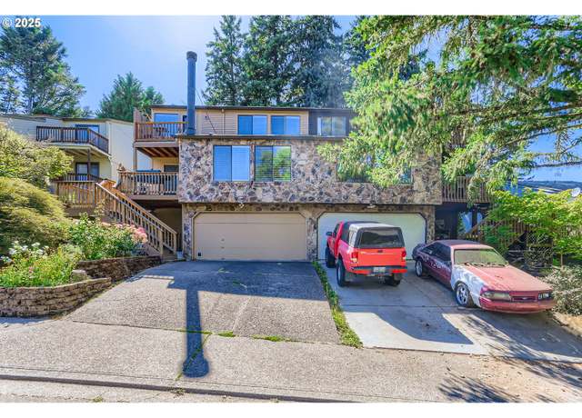 Property at 6807 SW 180th Ave, Beaverton, OR 97007, 3 beds, 2.5 baths