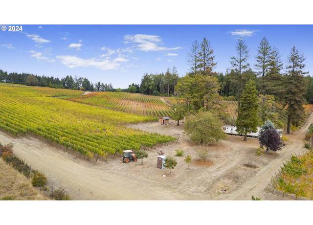 Property at 25219 High Pass Rd, Junction City, OR 97448