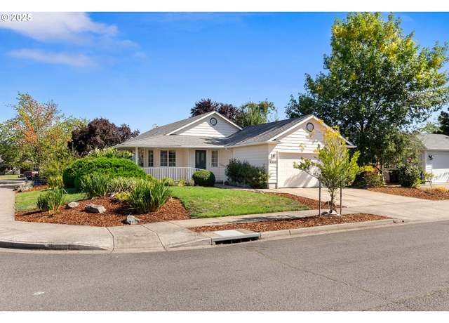 Property at 5365 Donohoe Ave, Eugene, OR 97402, 3 beds, 2 baths