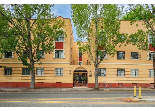 Property at 2829 SE Belmont St #101, Portland, OR 97214, 1 bath