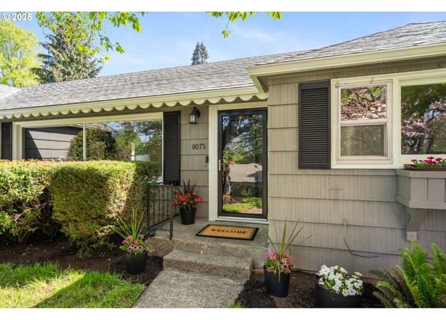 Property at 8075 SW Valley View Ct, Portland, OR 97225, 3 beds, 2 baths