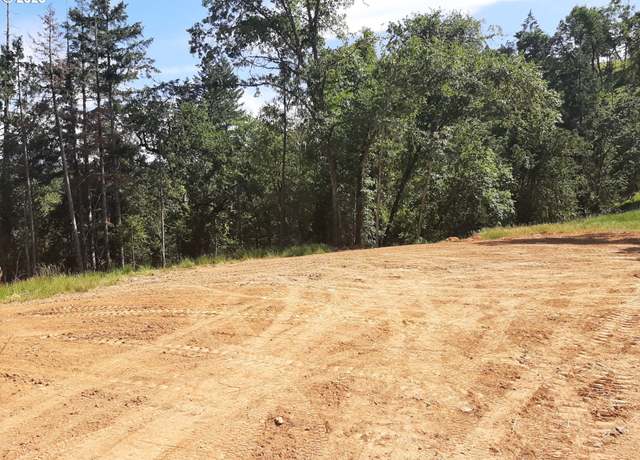 Property at 625 Panorama Ln, Roseburg, OR 97471