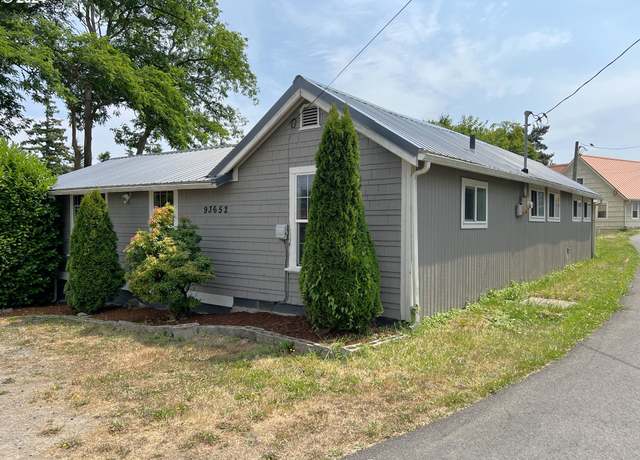 Property at 93652 Shoshone Ln, Coos Bay, OR 97420, 3 beds, 2 baths