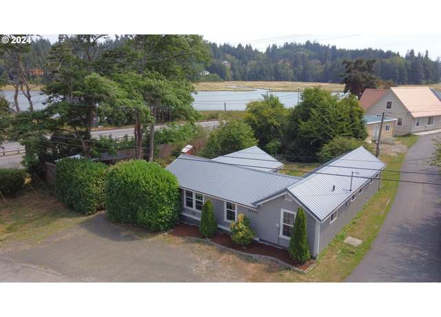 Property at 93652 Shoshone Ln, Coos Bay, OR 97420, 3 beds, 2 baths