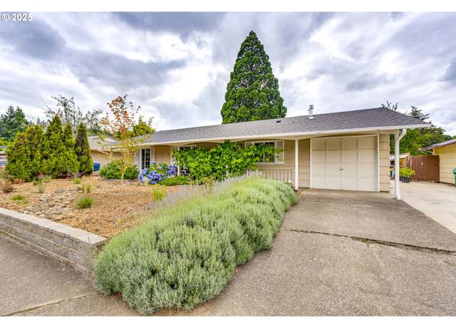 Property at 3441 SE 162nd Ave, Portland, OR 97236, 3 beds, 1 bath