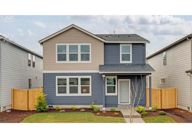 Property at 2790 Mallard Ln, Woodburn, OR 97071, 4 beds, 2.5 baths