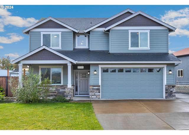 Property at 13920 S Lucia Ln, Mulino, OR 97042, 4 beds, 2.5 baths
