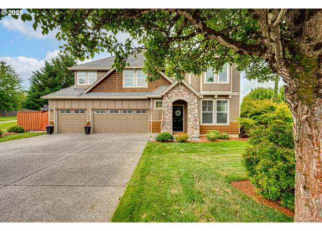 Property at 1551 S 14th Cir, Ridgefield, WA 98642, 4 beds, 2.5 baths