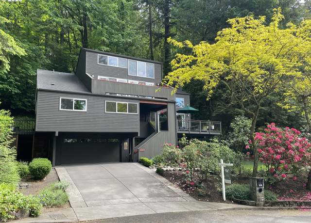 Property at 3318 SW 44th Ave, Portland, OR 97221, 3 beds, 3 baths