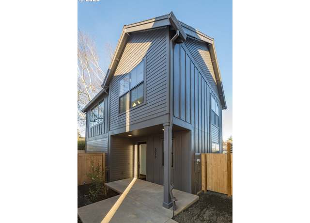 Property at 5073 NE 37th Ave, Portland, OR 97211, 3 beds, 2.5 baths