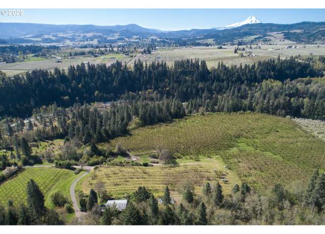 Property at 4000 Pheasant Dr, Hood River, OR 97031, 4 beds, 2 baths