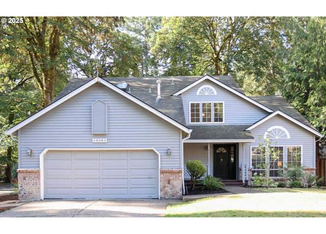 Property at 15703 Boones Way, Lake Oswego, OR 97035, 3 beds, 2.5 baths