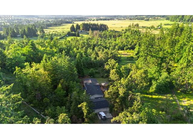 Property at 33385 Craig Loop, Cottage Grove, OR 97424, 3 beds, 2 baths