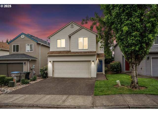 Property at 8028 SW Carol Ann Ct, Portland, OR 97224, 4 beds, 2.5 baths
