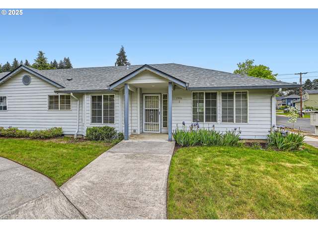 Property at 1006 NE 45th St Unit C8, Vancouver, WA 98663, 2 beds, 2 baths