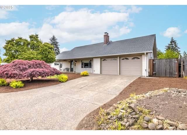 Property at 181 NE 30th Ave, Hillsboro, OR 97124, 4 beds, 2 baths