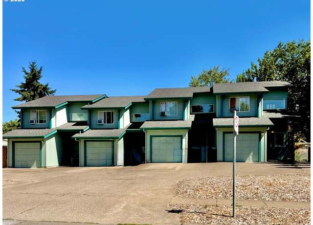 Property at 1028 N 3rd St, Woodburn, OR 97071, 8 beds, 8 baths