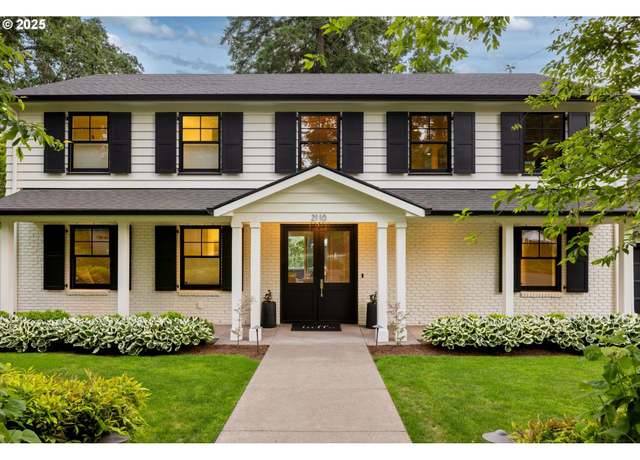 Property at 2110 Summit Dr, Lake Oswego, OR 97034, 4 beds, 4 baths