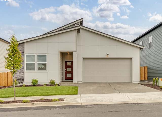 Property at 2811 NW 4th Ave, Battle Ground, WA 98604, 4 beds, 2 baths