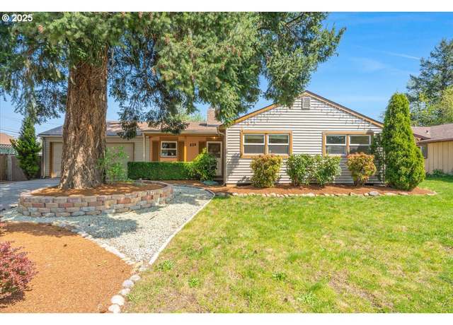 Property at 528 SE 179th Ave, Portland, OR 97233, 3 beds, 1.5 baths