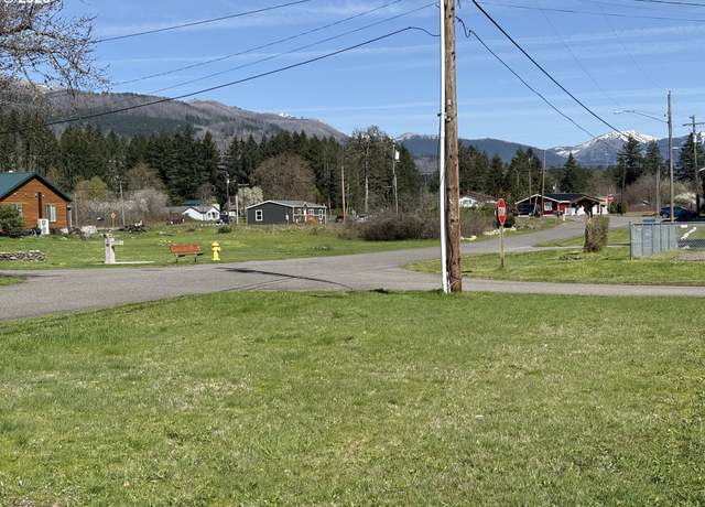 Property at 124 Santiam St, Gates, OR 97346