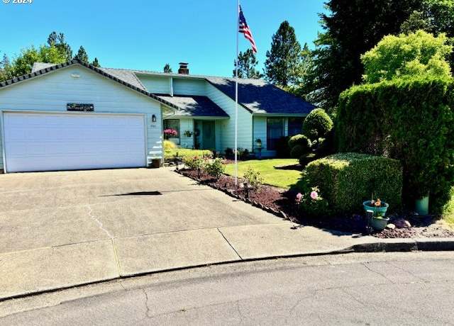 Property at 1861 Jasper Ave, Sutherlin, OR 97479, 3 beds, 2 baths
