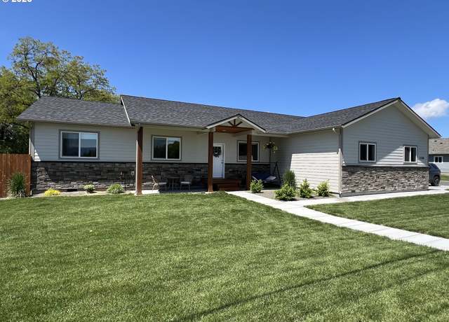 Property at 11104 S Mcalister Rd, Island City, OR 97850, 3 beds, 2 baths
