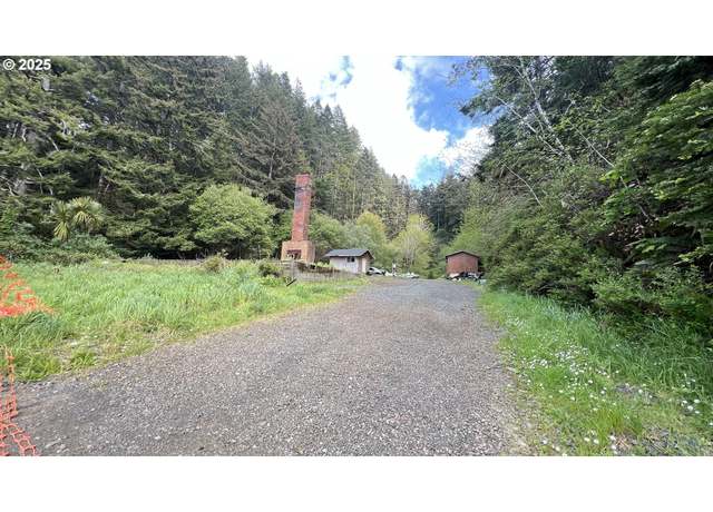 Property at 28515 Mateer Rd, Gold Beach, OR 97444
