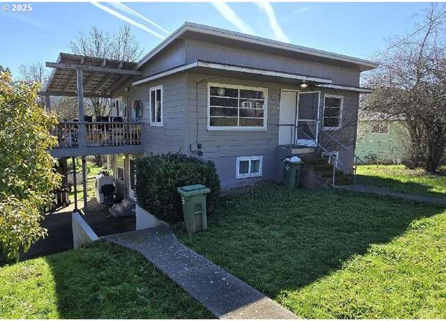 Property at 857 N Myrtle Rd, Myrtle Creek, OR 97457, 4 beds, 2 baths
