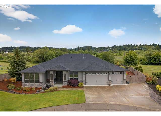 Property at 16215 NE 171st Ct, Brush Prairie, WA 98606, 4 beds, 2.5 baths