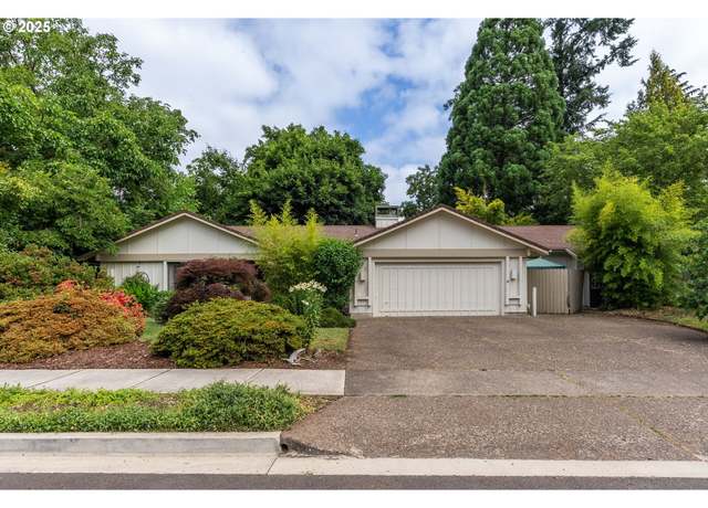 Property at 3515 Regent Ave, Eugene, OR 97401, 4 beds, 3 baths