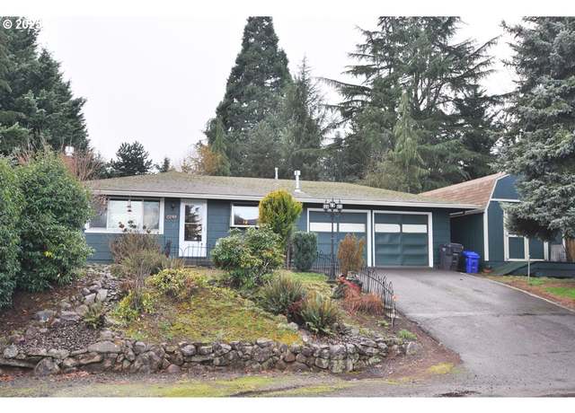 Property at 15248 View Glen St, Oregon City, OR 97045, 3 beds, 2 baths