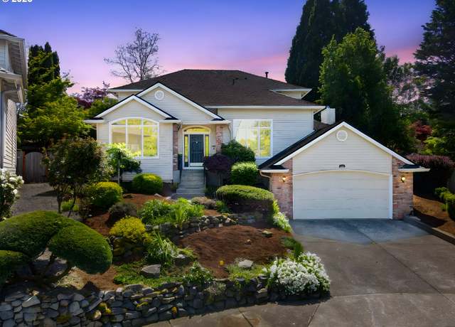 Property at 16438 SW Oneill Ct, Portland, OR 97223, 4 beds, 2.5 baths