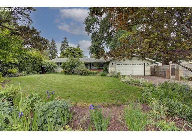 Property at 10020 NE Oakhurst Dr, Vancouver, WA 98662, 3 beds, 2 baths