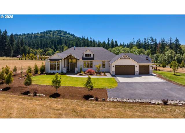 Property at 5611 NE 204th Ct, Vancouver, WA 98682, 4 beds, 4.5 baths
